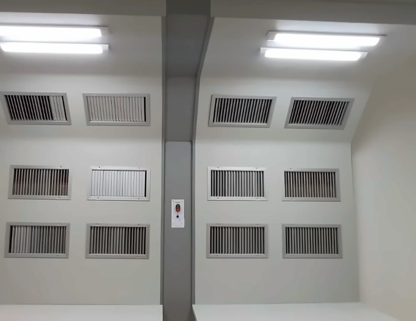 Difusores de ar instalados em sala